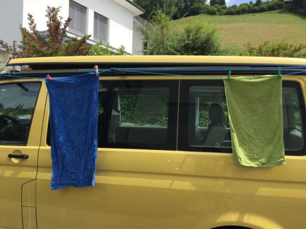 Halter für Wäscheleine für VW California Bus mit Schiene - Weiss - Image 9