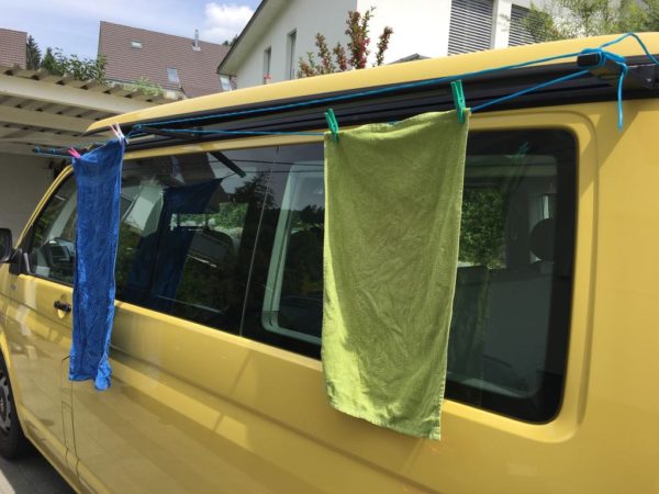 Halter für Wäscheleine für VW California Bus mit Schiene - Weiss - Image 2
